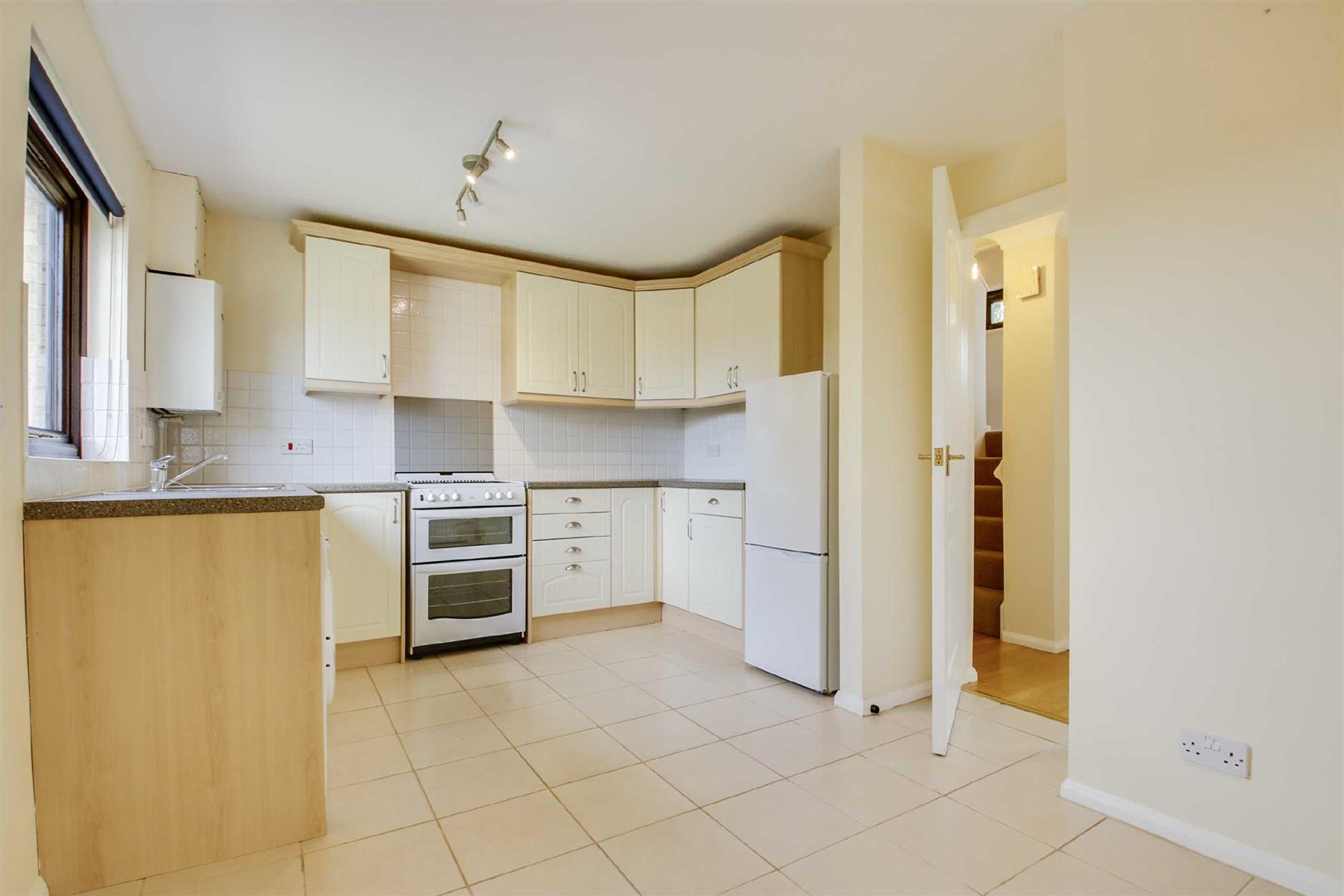 2 bed property in Dunchurch Dale, Milton Keynes